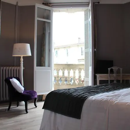 Hotel Souvenirs De Familles